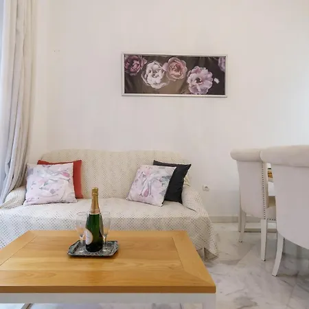 Malagasuite Center Apartment Malaga