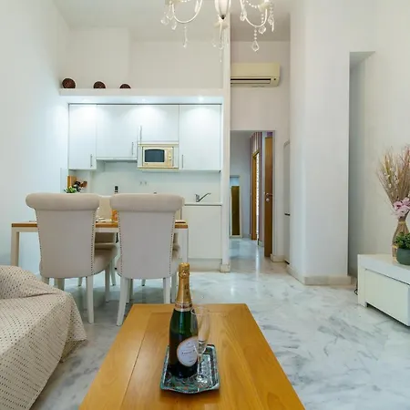 Malagasuite Center Apartment